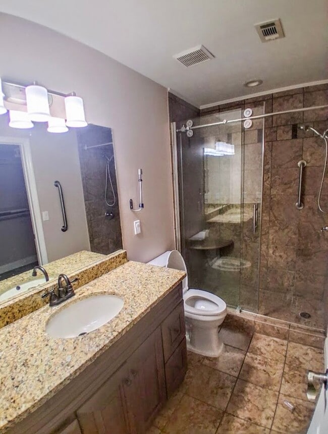 Building Photo - SECTION 8 APPROVED!