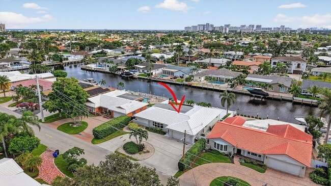 Building Photo - 2720 NE 59th St