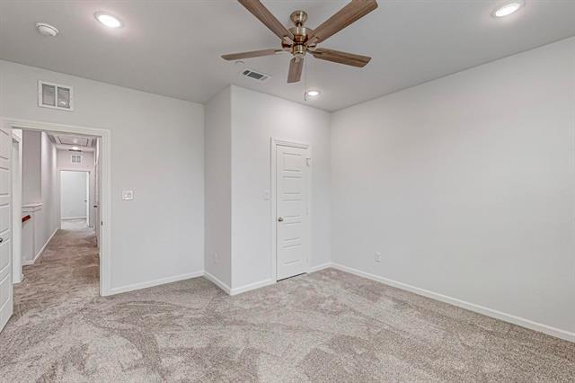 Building Photo - 309 Mule Deer Mews