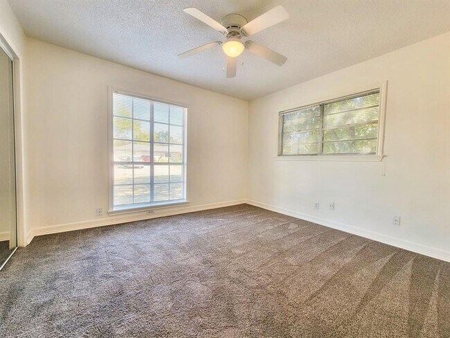 Building Photo - Beautiful 3 BR / 2 BA Home in Round Rock!