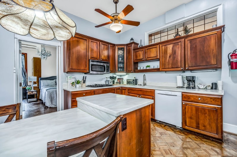 Building Photo - 217 Loraine Ave