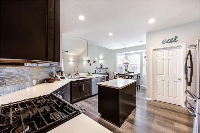 Building Photo - 26614 Becker Pines Ln