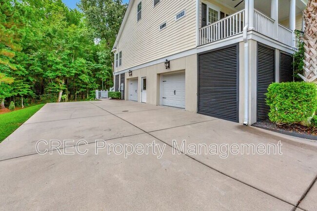 Building Photo - 258 Silver Cypress Cir