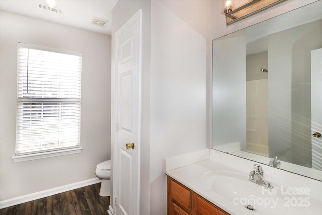 Building Photo - 771 Rebecca Jane Dr