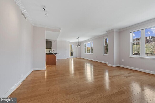 Building Photo - 801 Key Hwy