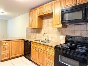 Building Photo - 10064 Emnora Ln