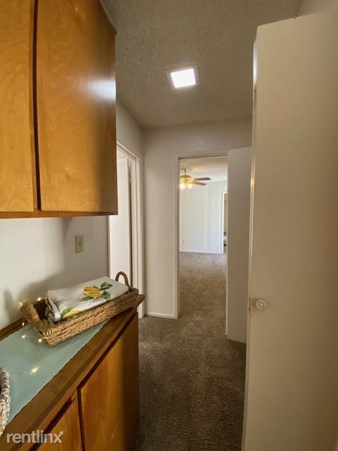 Building Photo - 3 br, 2 bath Condo - 1809 South Cain Court