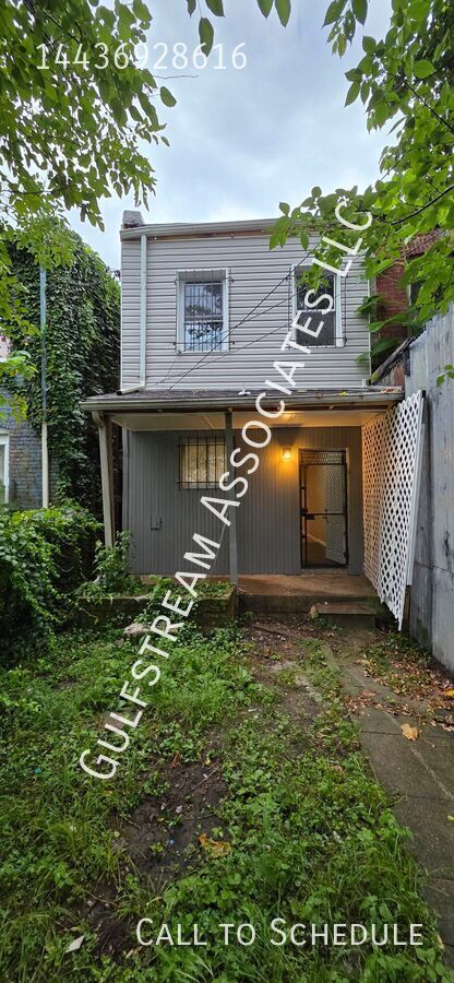 Building Photo - 2704 Presbury St