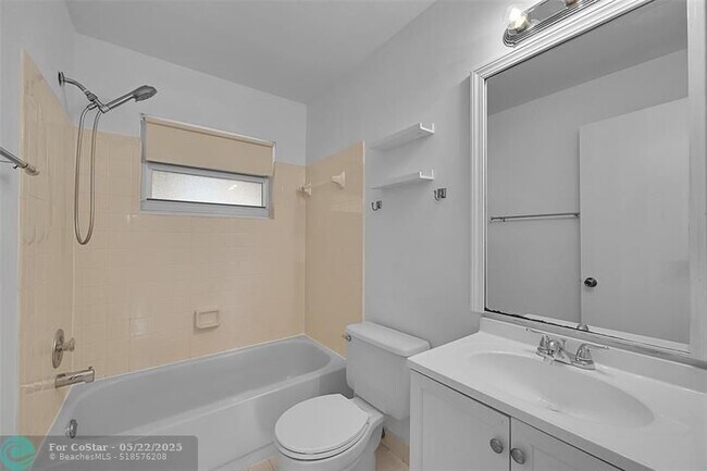 Building Photo - 9186 NW 40th St