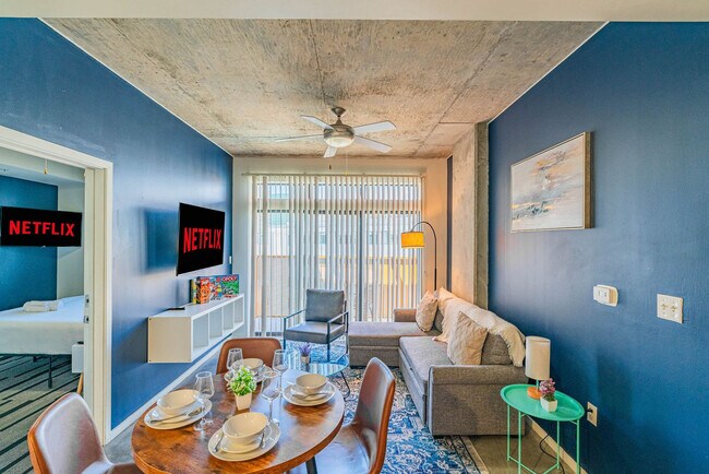 Building Photo - 915 N 4th St