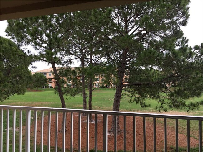 Building Photo - 14025 Fairway Island Dr