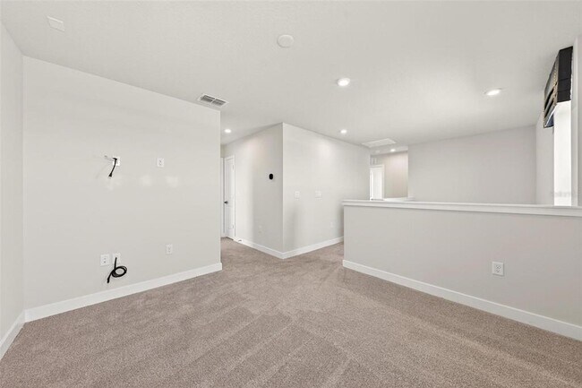 Building Photo - 6408 Domizio Dr