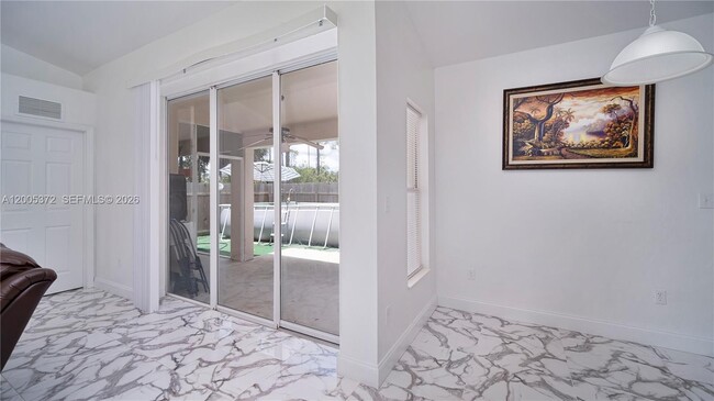 Building Photo - 4081 14th Ave SE