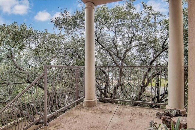 Building Photo - 2918 Ranch Rd 620 N