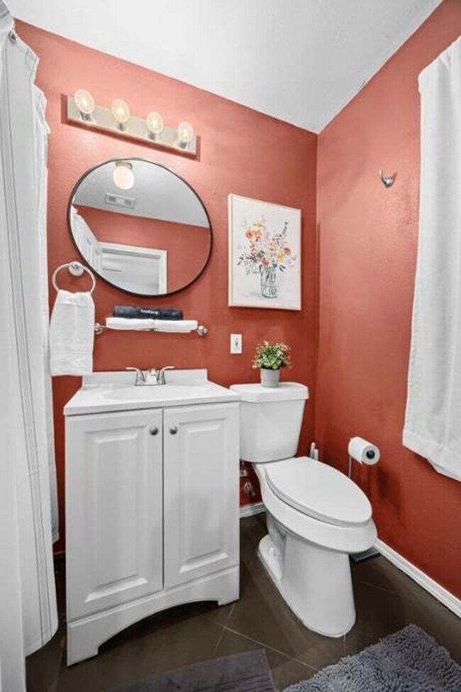 Building Photo - 14811 Foy Dr