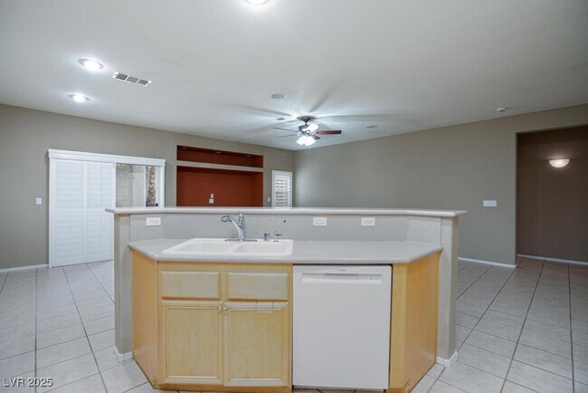 Building Photo - 10350 Queens Church Ave