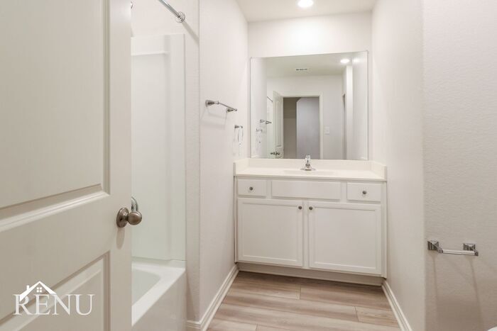 Building Photo - 25506 Rose Creek Dr