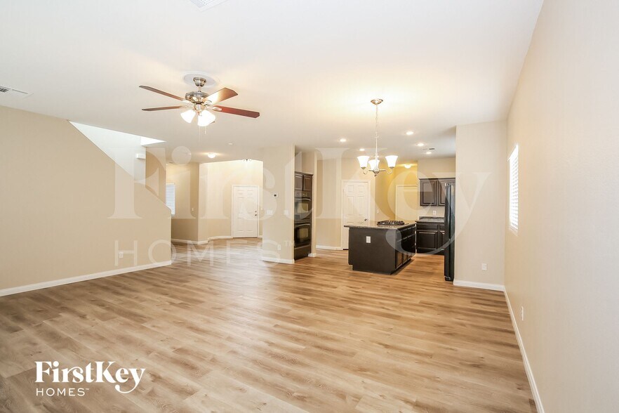 Building Photo - 6068 Puesta Del Sol St