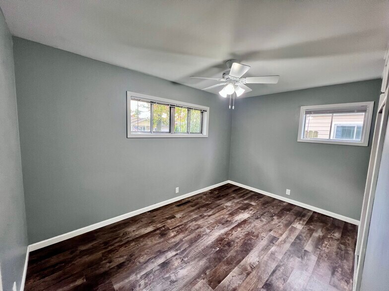 Building Photo - 4204 Woodvale Dr