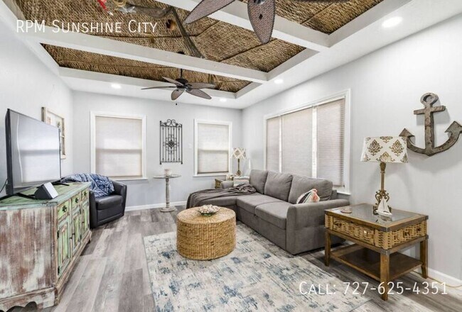 Building Photo - 15403 Gulf Blvd