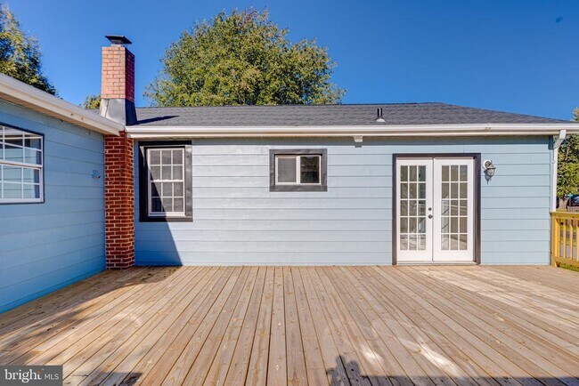 Building Photo - 5717 Station Rd