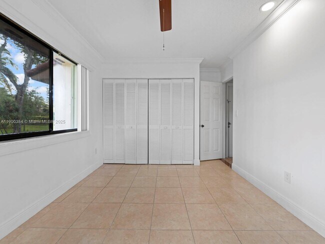 Building Photo - 9941 Costa Del Sol Blvd