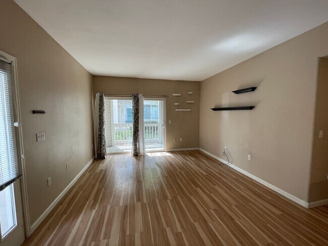 Building Photo - 1146 Opal St