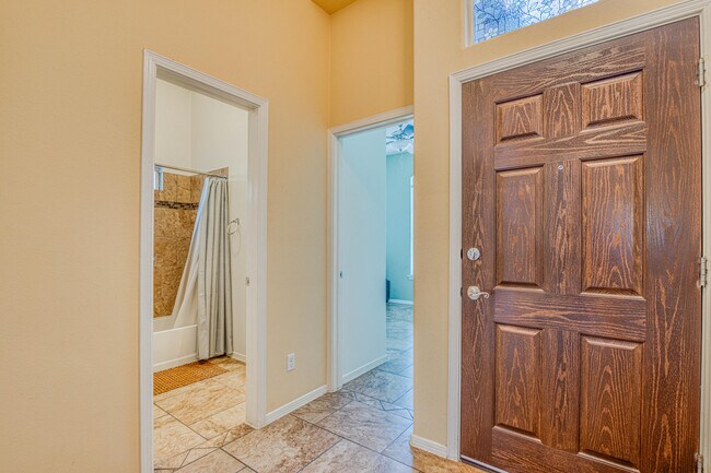 Building Photo - 7701 Maple Landing Court