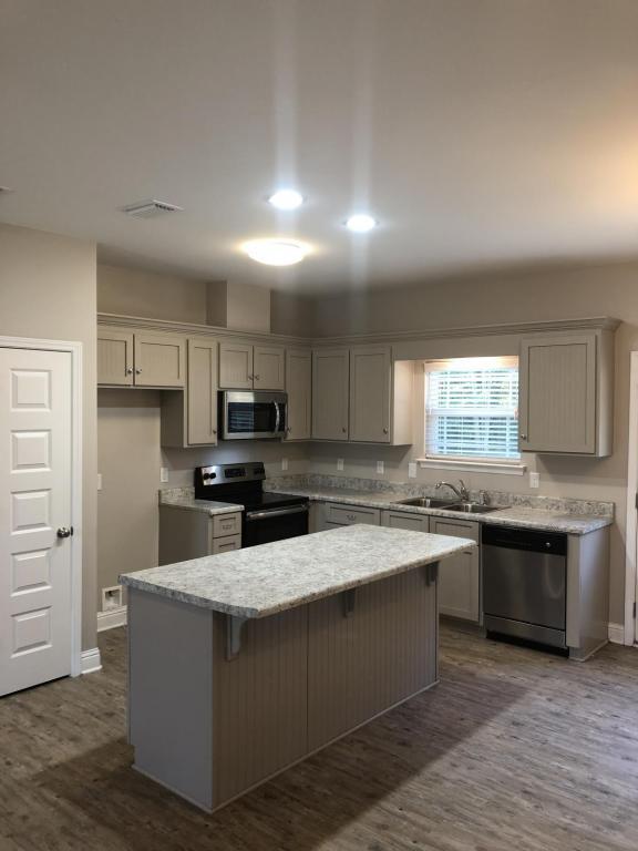 Building Photo - 12895 Pearson Place Dr