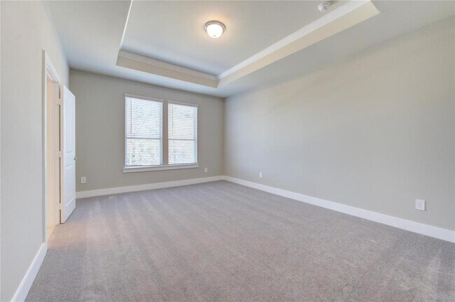 Building Photo - 1709 Summerlyn Ter Dr