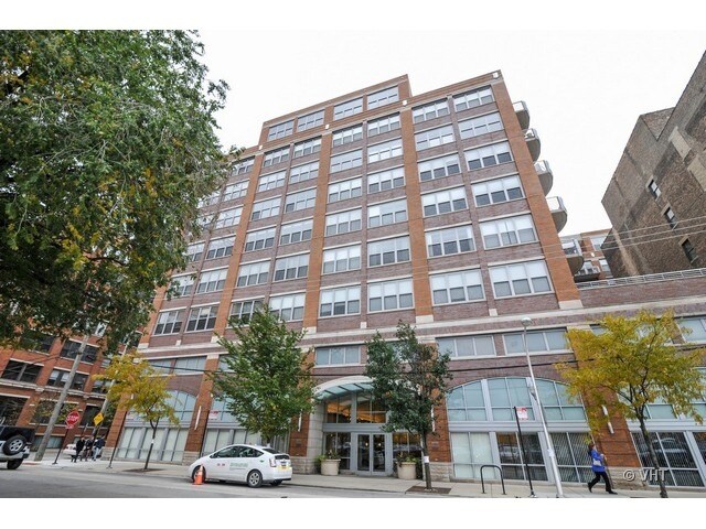 Building Photo - 933 W Van Buren St