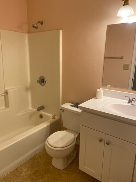 Building Photo - 539 Duroc Ct