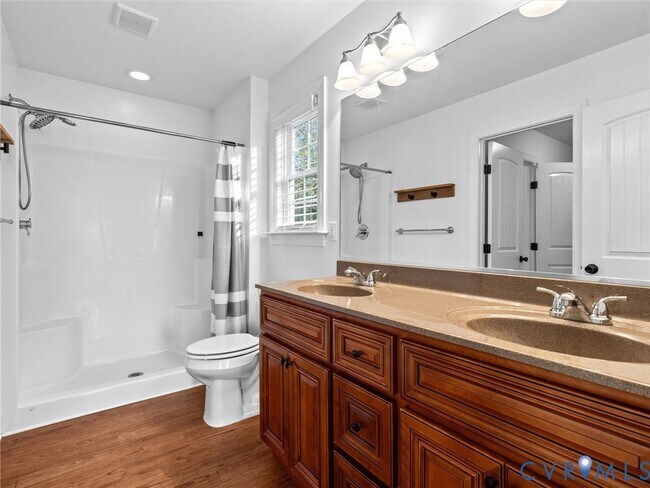 Building Photo - 5301 Little Flock Church Ln