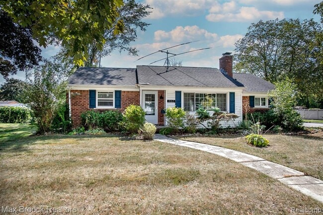 Building Photo - 4163 Amherst Rd