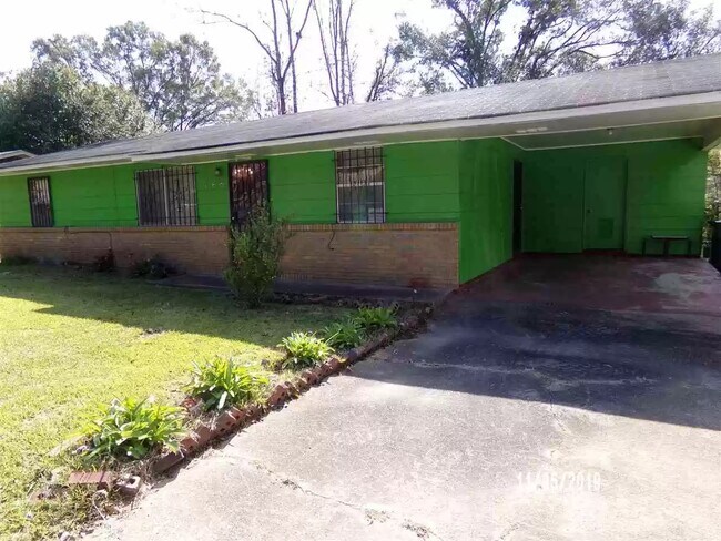 Building Photo - 126 Jordan St