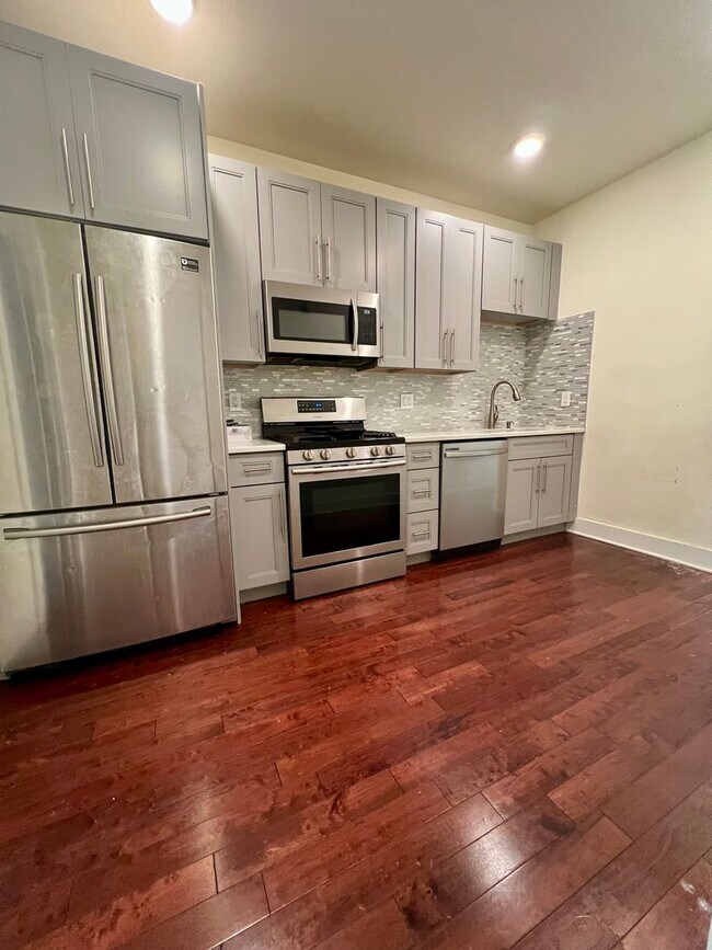 Building Photo - 1706 Arlington St