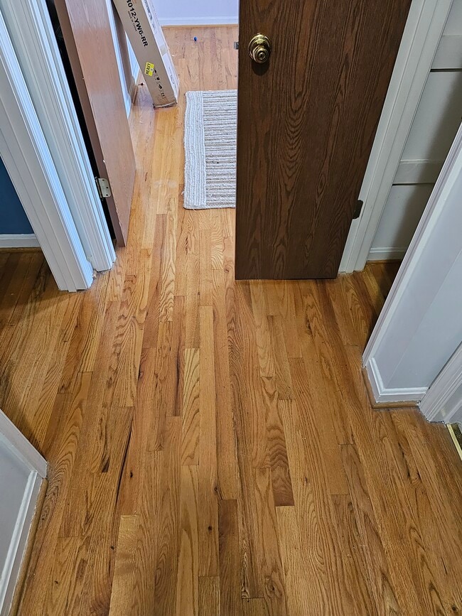 Hardwood floors - 130 Little River Dr