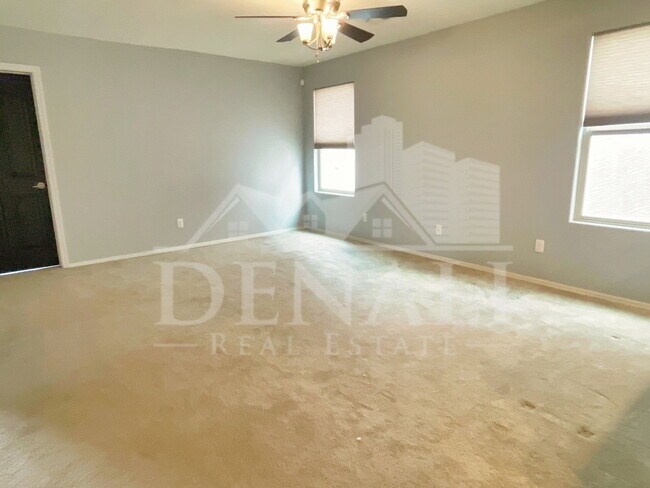 Building Photo - 51 S 57th Pl