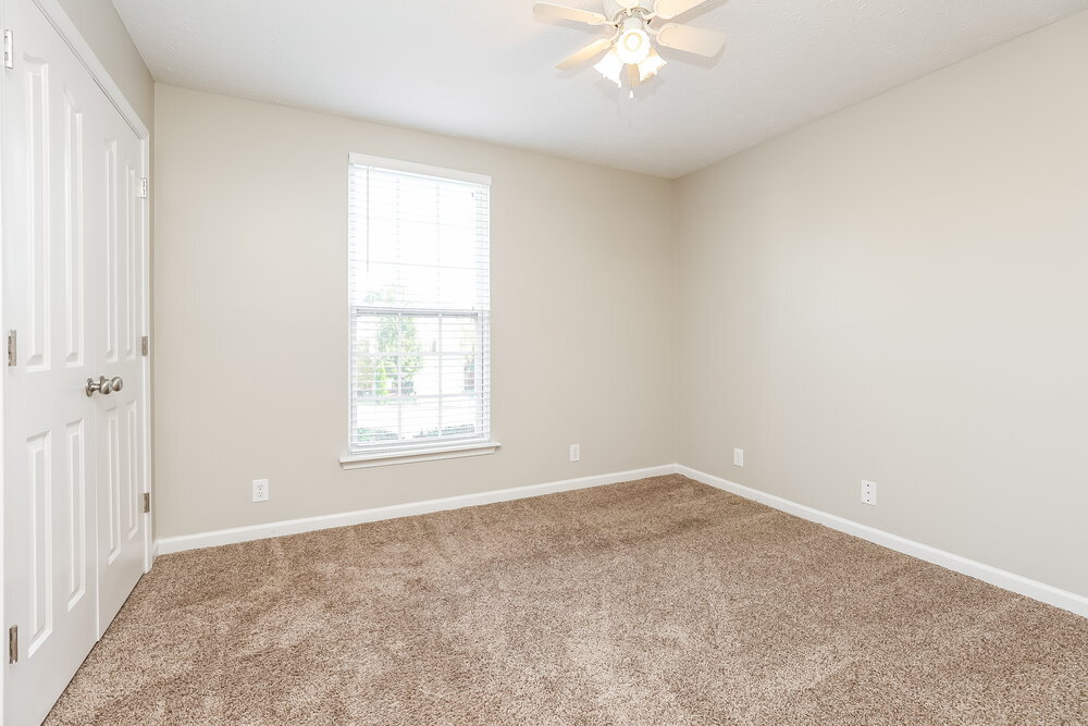 Building Photo - 8864 Cressent Glen Ct