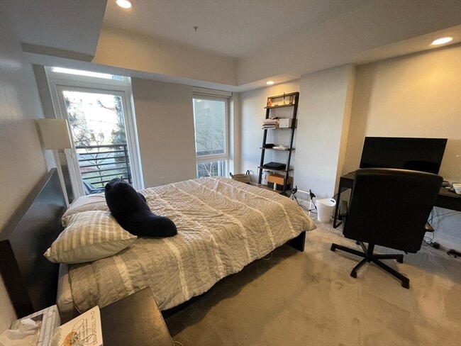 Building Photo - 262 Monsignor O'Brien Hwy