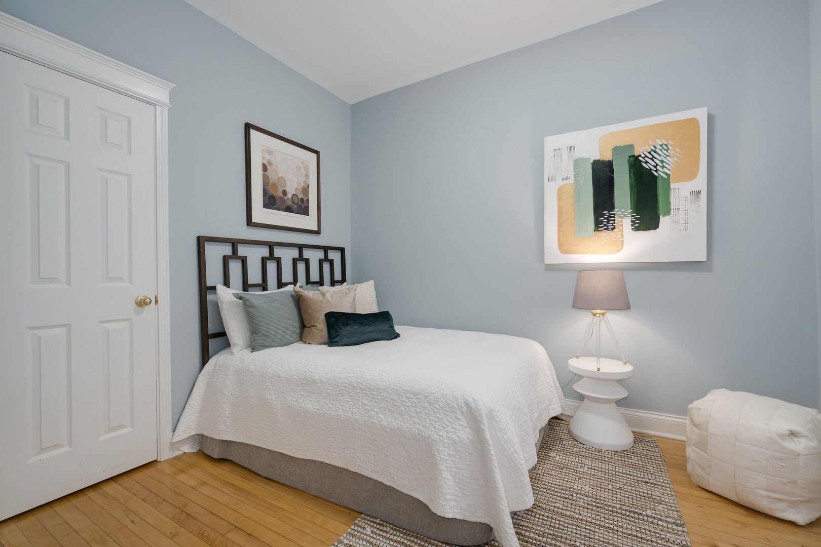 Building Photo - 3805 N Ravenswood Ave