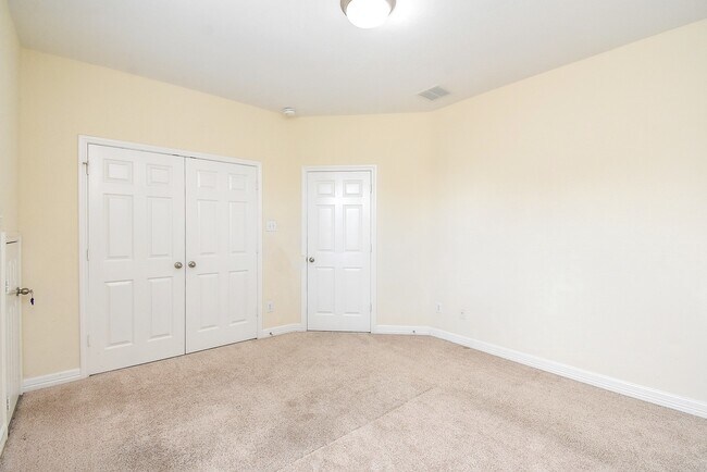 Building Photo - 20907 Avery Cove Ln
