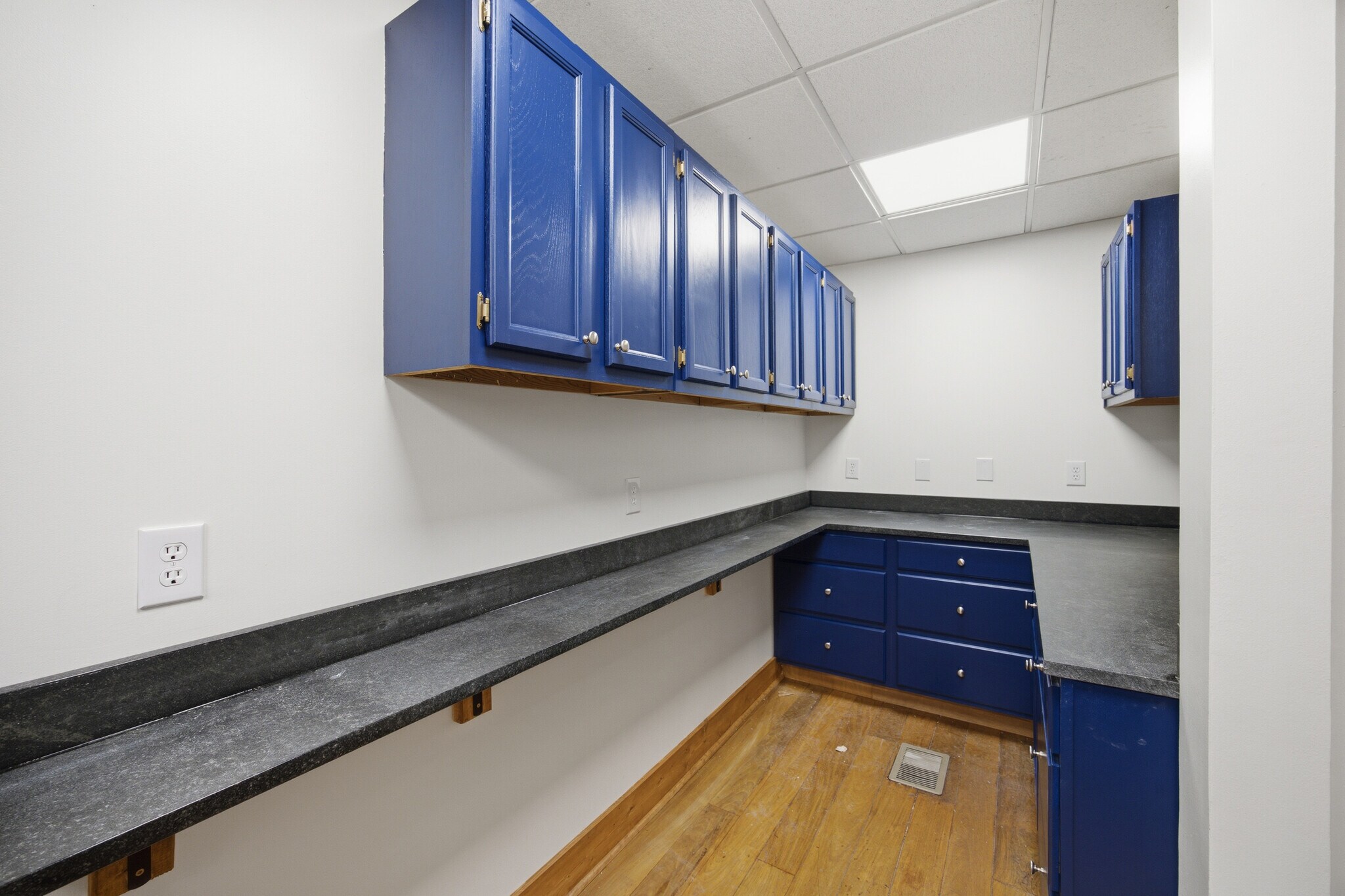 Building Photo - 823 McCallie Ave