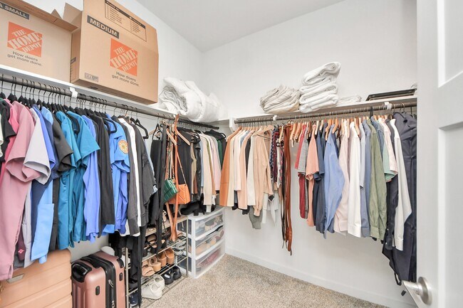 Building Photo - 1548 Dawn Hbr Dr