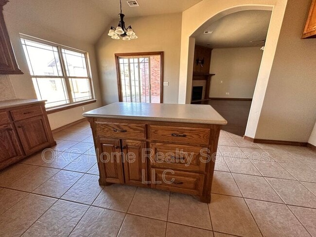 Building Photo - 13201 SW 2nd Terrace