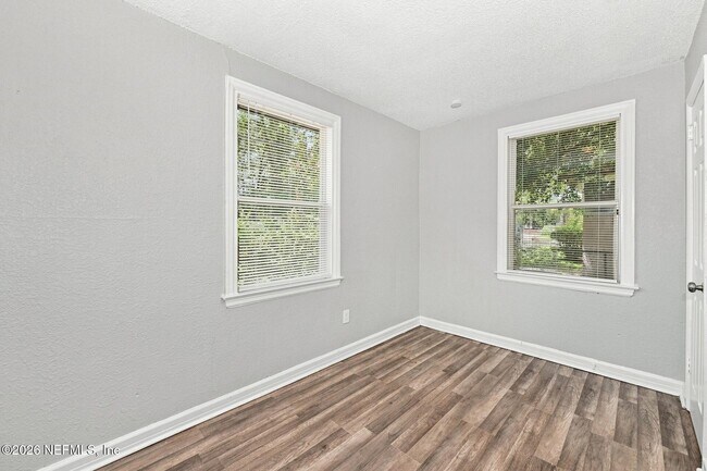 Building Photo - 2175 W 16th St