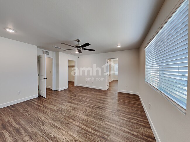 Building Photo - 6054 Theodore St