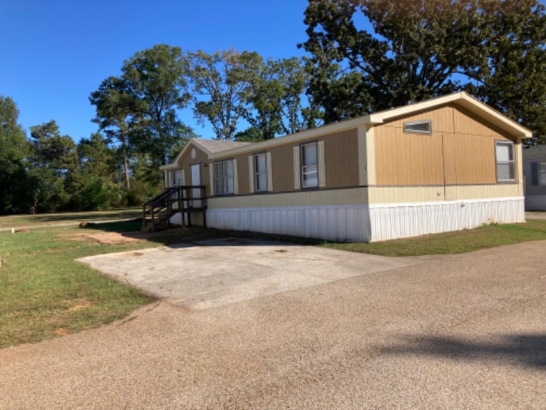 Primary Photo - 12443 Farm to Market 968 W