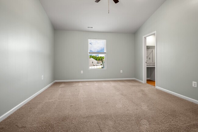 Building Photo - 2854 Meadowview Blvd