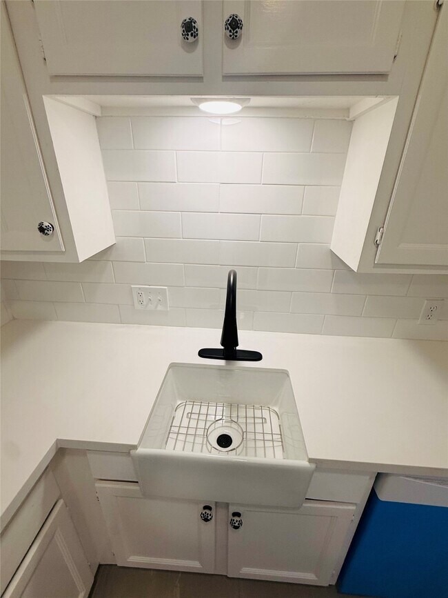 Primary Photo - 1848 Portsmouth St